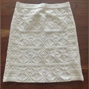NWT Guess white quilted mini skirt